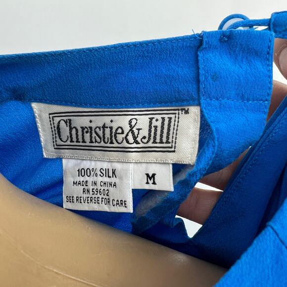 VINTAGE Christie & Jill MEDIUM Blue 100% SILK Short Sleeve Top Shirt Blouse - Picture 5 of 5